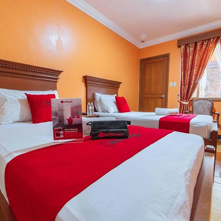 Reddoorz Plus @ Starhomes Olivianville Tarlac City Esterno foto