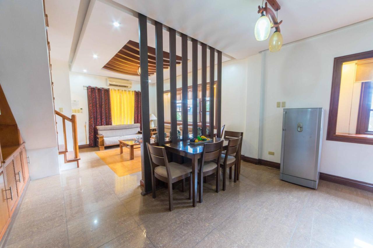 Reddoorz Plus @ Starhomes Olivianville Tarlac City Esterno foto